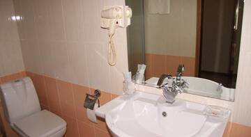Фото номера Стандартный двухместный номер с 1 кроватью Гостиница Русь г. Калуга 6