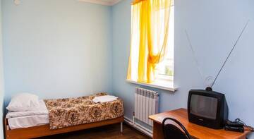 Фото номера Кровать в трехместном общем номере Гостиница Kaluzhskiy Dvor г. Калуга 4