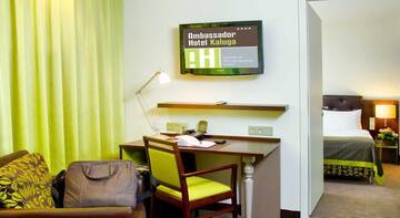 Фото номера Апартаменты с 2 спальнями Гостиница Ambassador Hotel &amp; Suites Kaluga г. Калуга 2