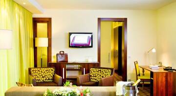 Фото номера Президентский люкс Гостиница Ambassador Hotel &amp; Suites Kaluga г. Калуга 2