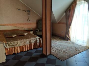 Фото номера Номер люкс комфорт (мансарда) Гостиница Прибрежная г. Калуга 5