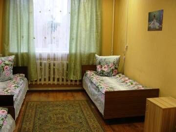 Фото номера Трехместный эконом Гостиница Привал г. Калуга 3